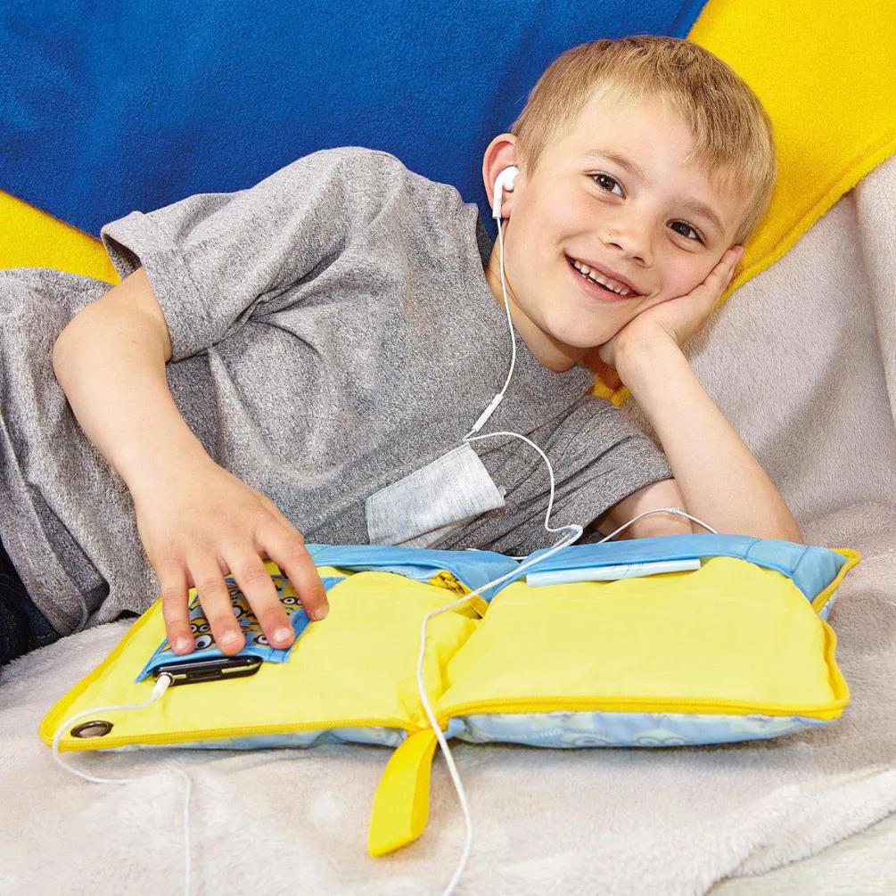 Minions Hide n Sleep 2 in 1 Cushion & iPod Storage Extra Image 2