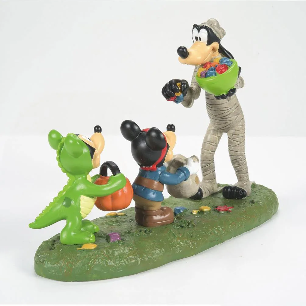 Disney Goofy Halloween Treats Figurine Extra Image 1