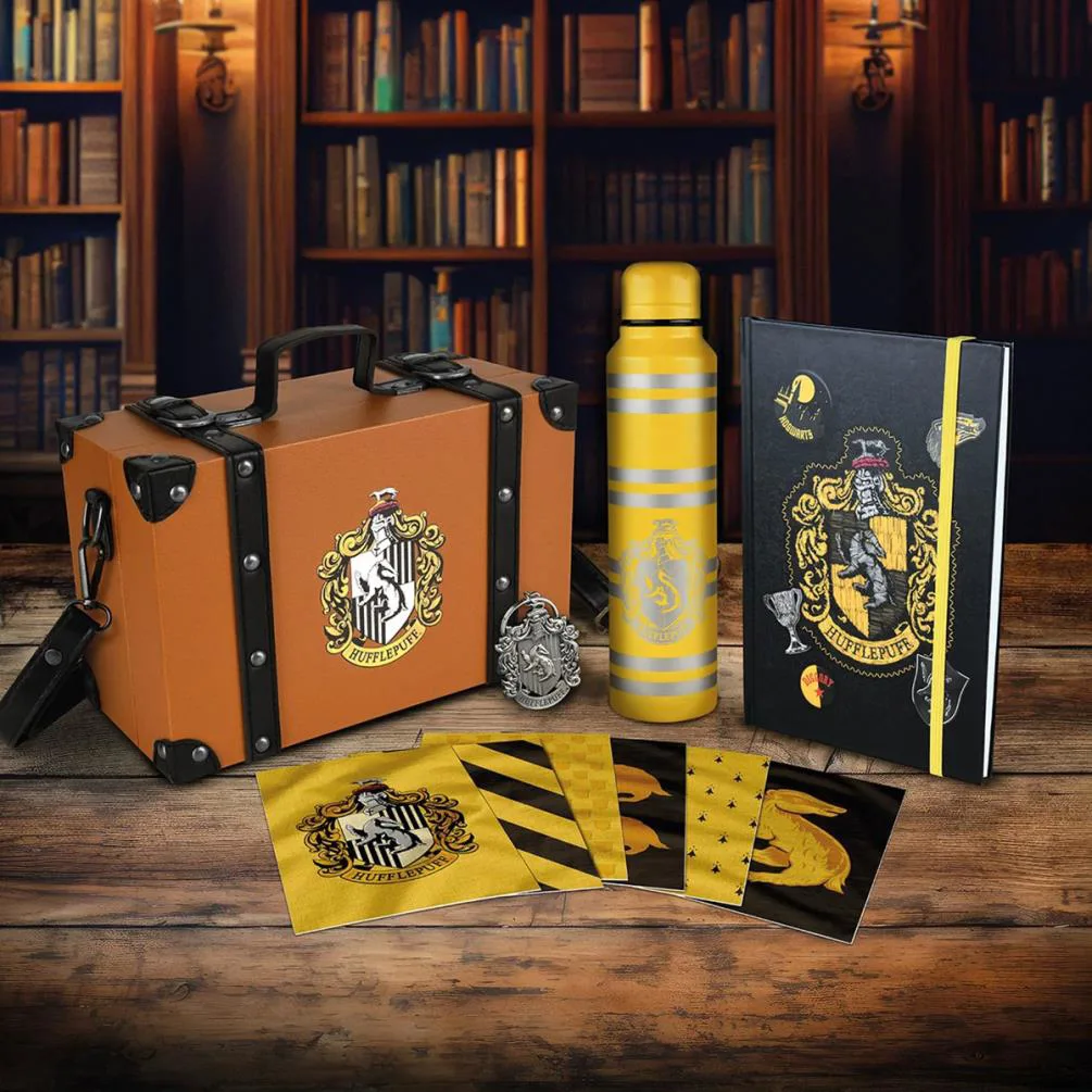 Harry Potter Hufflepuff Crest Premium Gift Set Extra Image 2